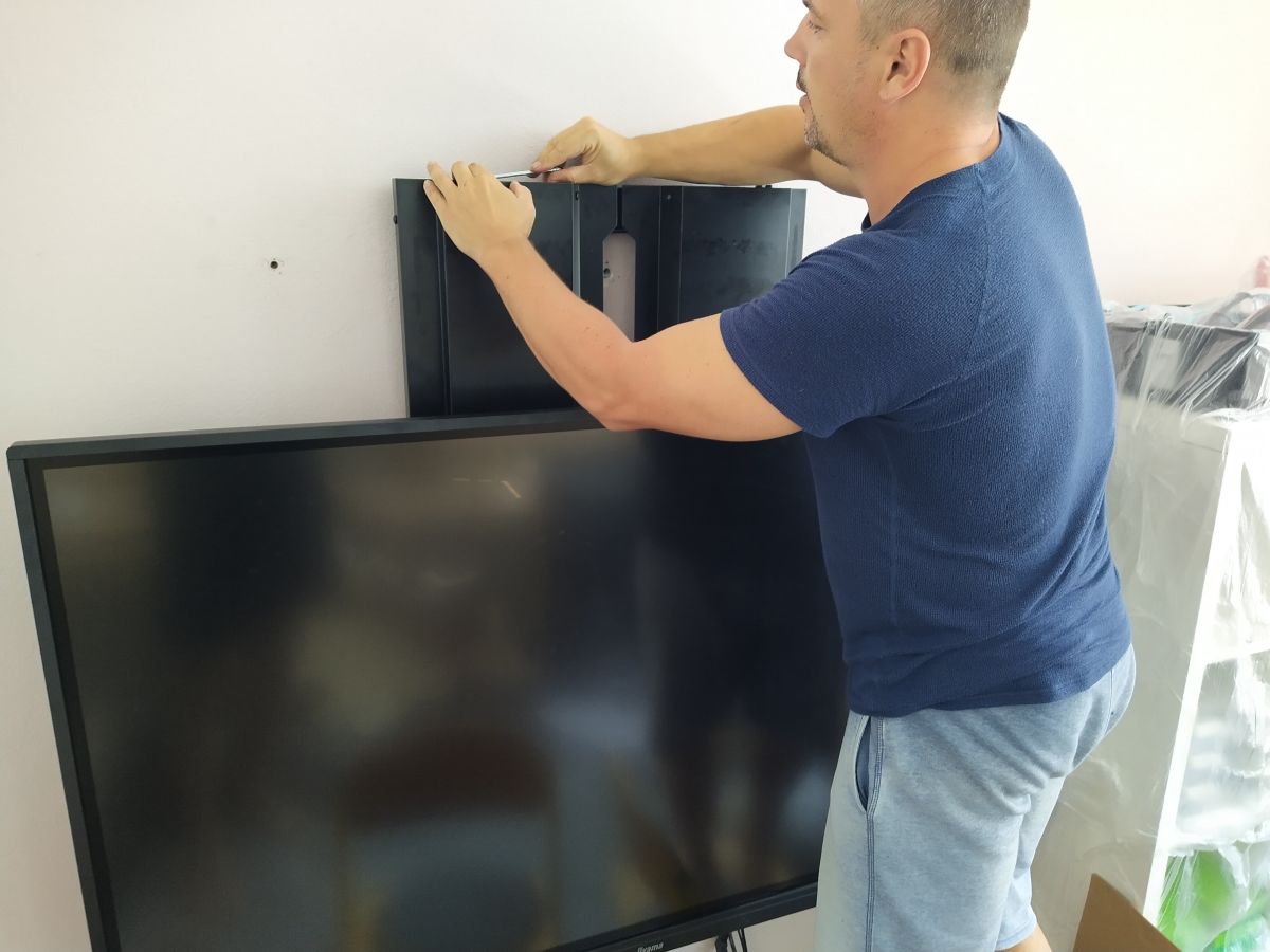 Instalace a montáže