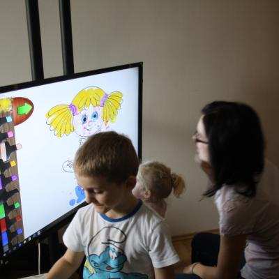 Prakticke Vyuziti Edutabtv Interaktivni Televize Pro Skoly Skolky Firmy 20171017 1308266923