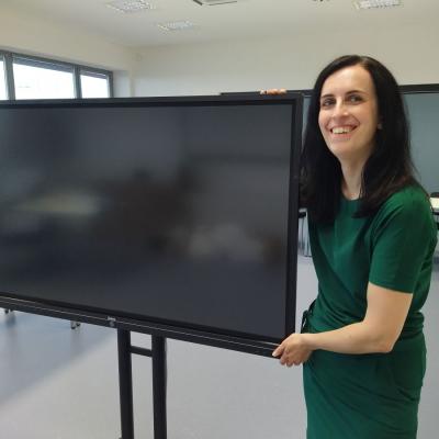 Dotykove Monitory Pro Profesionalni Vyuziti Uhlopiky 55 98 20220531 1299775727