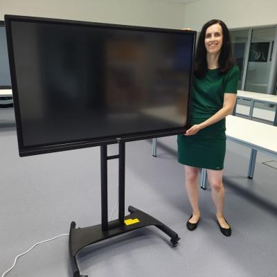 Dotykove Monitory Pro Profesionalni Vyuziti Uhlopiky 55 98 20220531 1524012290