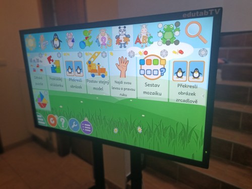 dotykovy-monitor-43-palcu-samotny