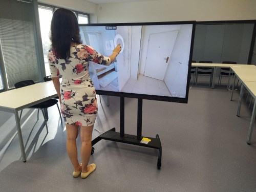 profesionalni-dotykovy-monitor-65-6